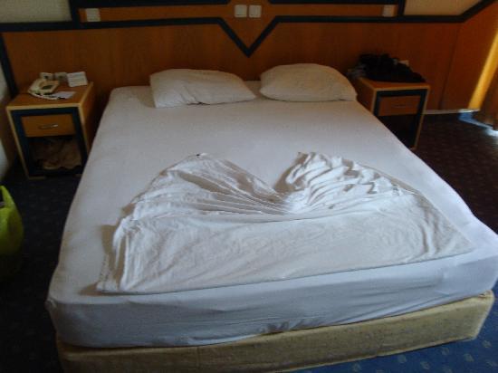 Side Corolla Hotel
